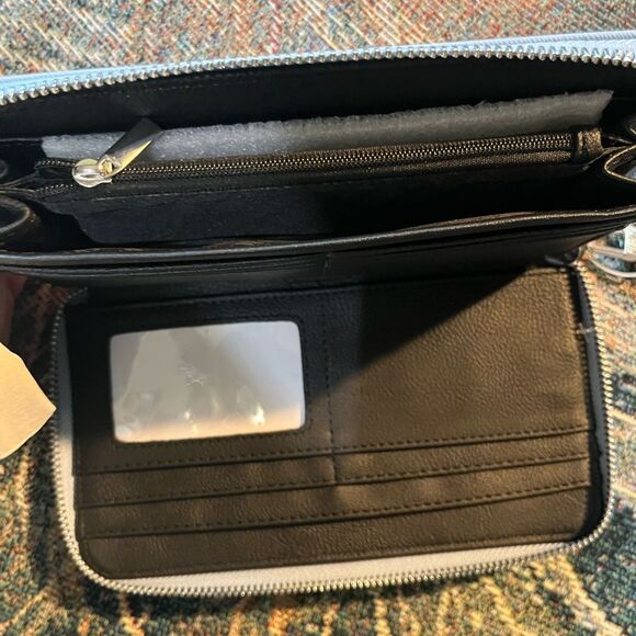 Steve Madden Blue Textured Leather Zip Around Wallet with Gold Hardware NWT - Picture 8 of 12